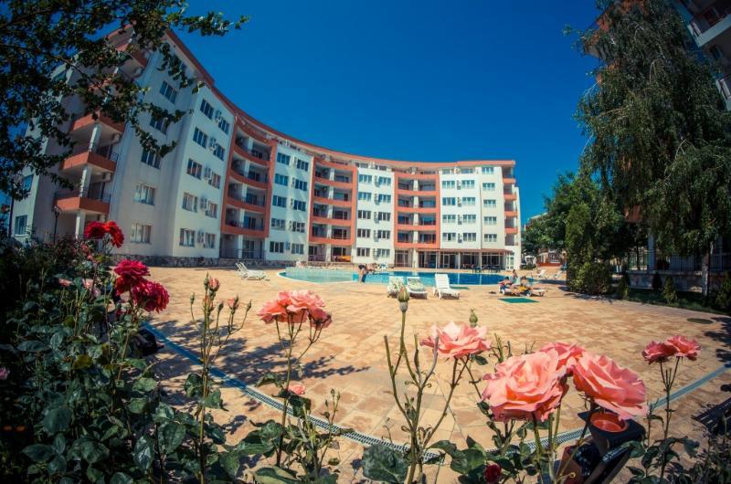 Riviera Fort Beach Равда Екстериор снимка