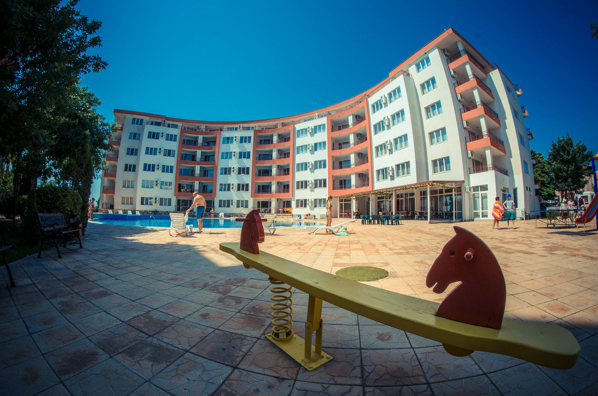 Riviera Fort Beach Равда Екстериор снимка