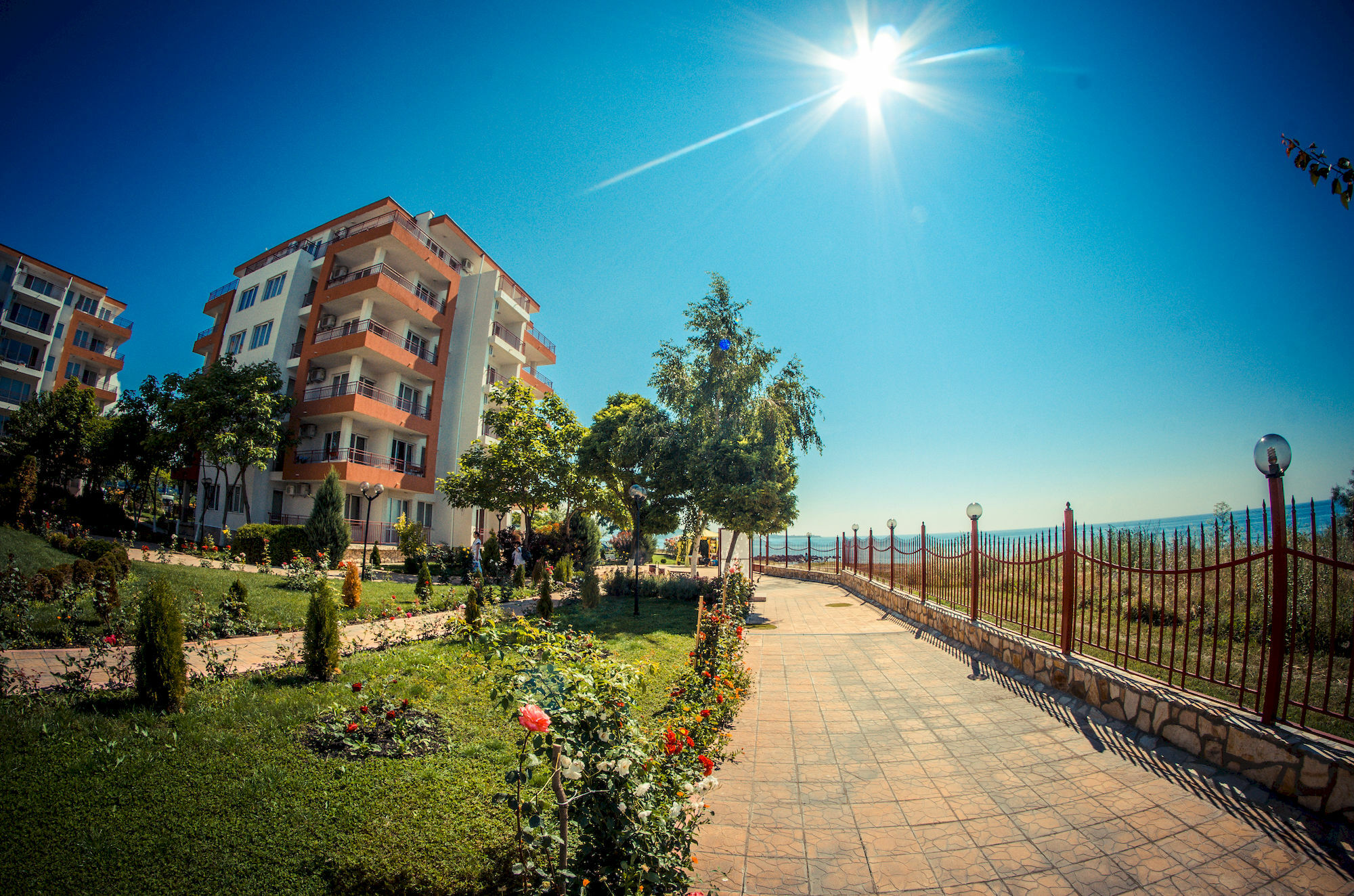 Riviera Fort Beach Равда Екстериор снимка