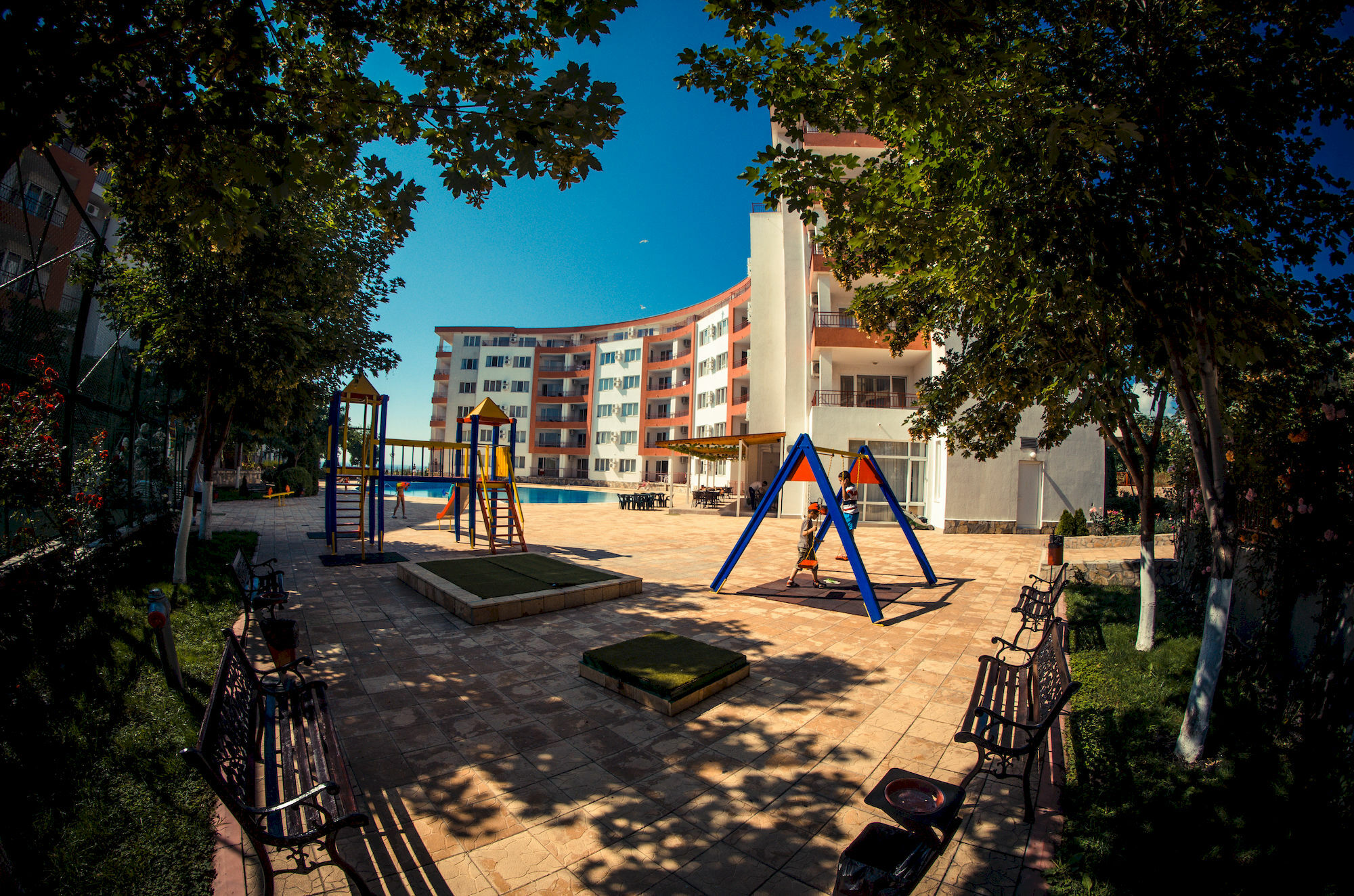 Riviera Fort Beach Равда Екстериор снимка