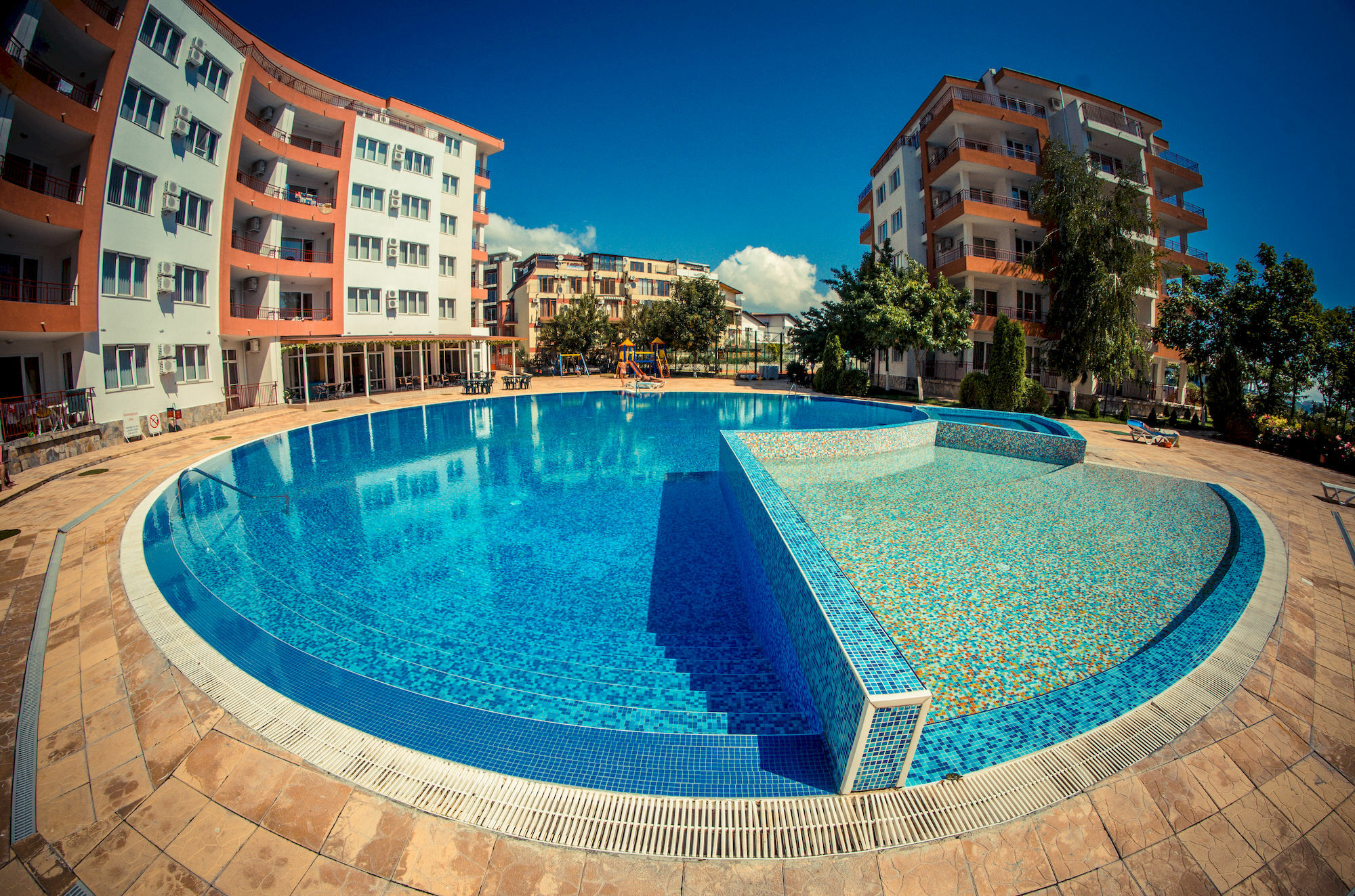 Riviera Fort Beach Равда Екстериор снимка
